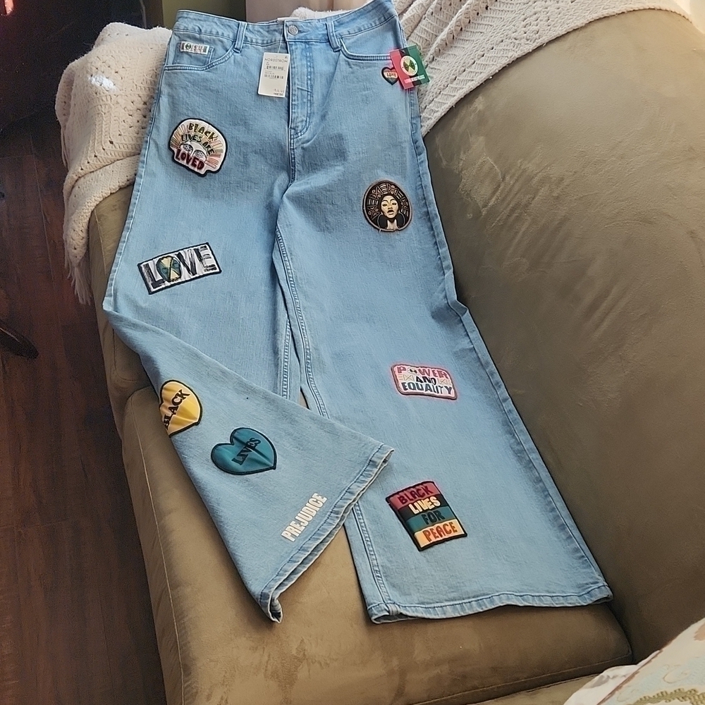 Awesome Nwt Cross Colours Patched Wide Leg Jeans-Size 30 Waist​​​​​​​